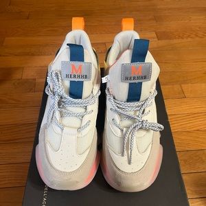 Mens sneakers M HERHHB size us 10 euro 43  28sm